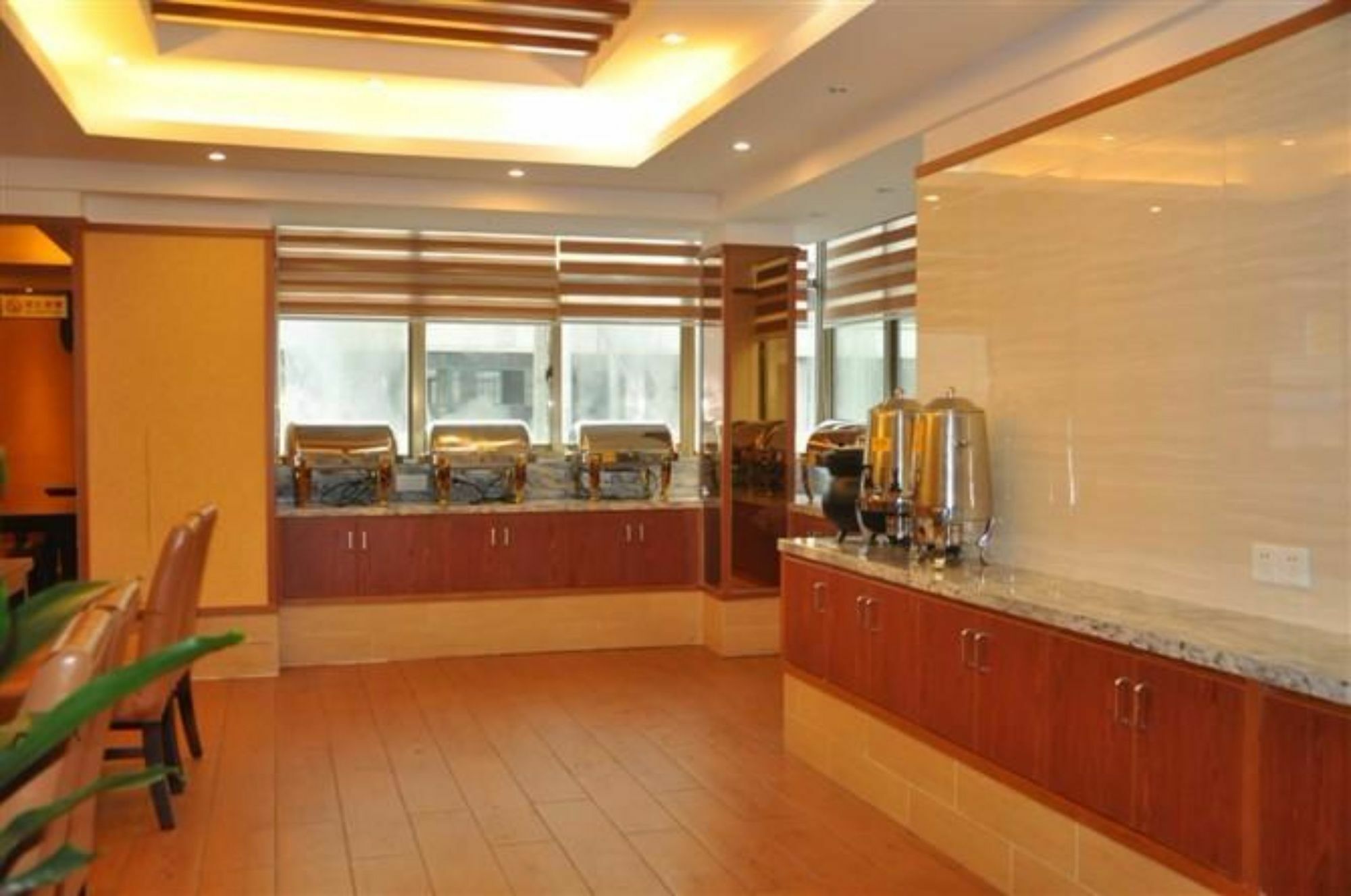 Yiwu Ruifeng Hotel 外观 照片